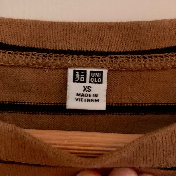 Uniqlo cotton long sleeve t-shirt - Picture 3 of 4